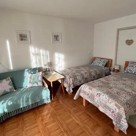 Mint&lavender Id1o1674 Bled